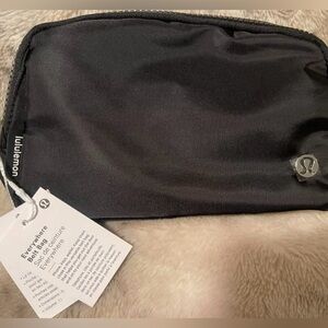 COPY - Lululemon waist bag